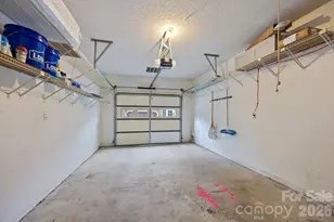 125 Exeter Ct, Hendersonville, NC 28791 - Photo 37