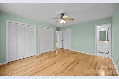 125 Exeter Court, Hendersonville, NC 28791 - Photo 31