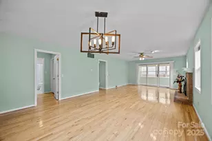 125 Exeter Ct, Hendersonville, NC 28791 - Photo 27