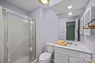 125 Exeter Ct, Hendersonville, NC 28791 - Photo 33