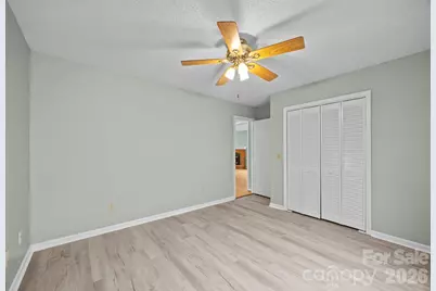 125 Exeter Court, Hendersonville, NC 28791 - Photo 35