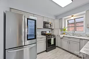 125 Exeter Ct, Hendersonville, NC 28791 - Photo 21