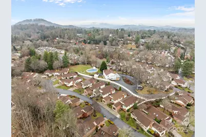 125 Exeter Court, Hendersonville, NC 28791 - Photo 41