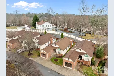 125 Exeter Court, Hendersonville, NC 28791 - Photo 41