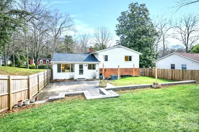 4236 Folkston Drive, Charlotte, NC 28205 - Photo 33