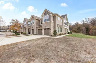 9341 Glenburn Ln, Charlotte, NC 28278 - Photo 3