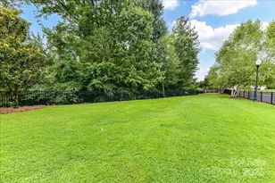 9341 Glenburn Ln, Charlotte, NC 28278 - Photo 41