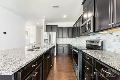 9341 Glenburn Lane, Charlotte, NC 28278 - Photo 7