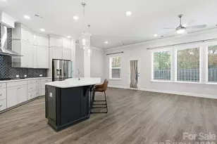 8018 Houser St, Cornelius, NC 28031 - Photo 9