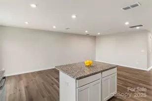 1530 39th Ave Loop NE, Hickory, NC 28601 - Photo 9