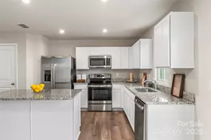 1530 39th Ave Loop NE, Hickory, NC 28601 - Photo 5