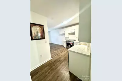 117 24th Street NW, Hickory, NC 28601 - Photo 9