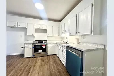 117 24th Street NW, Hickory, NC 28601 - Photo 7