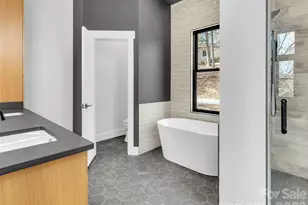 130 Midway Crossing Dr, Clyde, NC 28721 - Photo 27