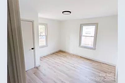 428 E Division Avenue, Salisbury, NC 28144 - Photo 15