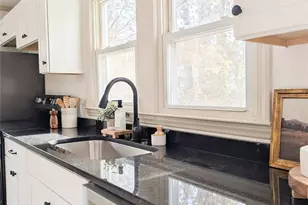 428 E Division Ave, Salisbury, NC 28144 - Photo 7