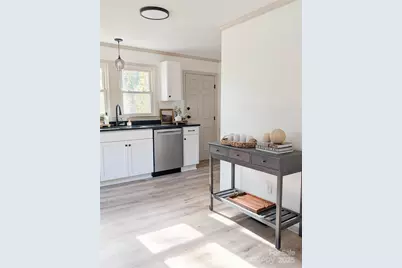 428 E Division Avenue, Salisbury, NC 28144 - Photo 9