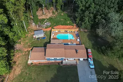 304 Parlier Avenue NE, Conover, NC 28613 - Photo 31