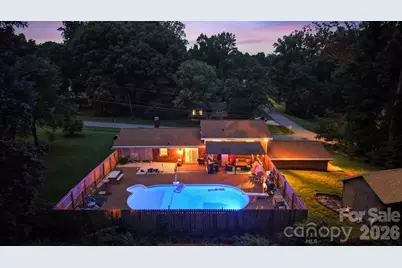 304 Parlier Avenue NE, Conover, NC 28613 - Photo 43