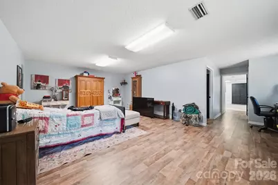 304 Parlier Avenue NE, Conover, NC 28613 - Photo 25