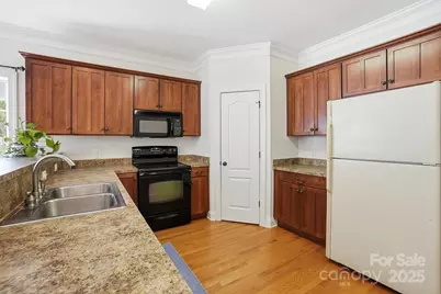 912 Gold Finch Circle, Fort Mill, SC 29715 - Photo 11