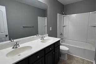 8719 Oak Dr NE, Charlotte, NC 28269 - Photo 13