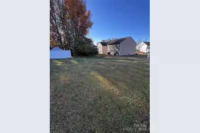 8719 Oak Drive NE, Charlotte, NC 28269 - Photo 23