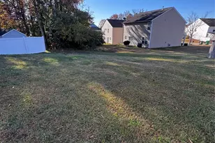 8719 Oak Dr NE, Charlotte, NC 28269 - Photo 23