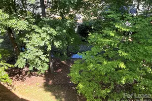 2518 Cranbrook Ln, Charlotte, NC 28207 - Photo 13