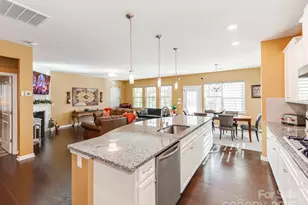 2412 Napa Valley Dr, Waxhaw, NC 28173 - Photo 17