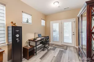 2412 Napa Valley Dr, Waxhaw, NC 28173 - Photo 21