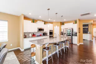 2412 Napa Valley Dr, Waxhaw, NC 28173 - Photo 7