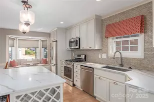 308 Somerton Ct, Hendersonville, NC 28791 - Photo 7