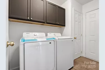 3909 Brownes Ferry Road, Charlotte, NC 28269 - Photo 15