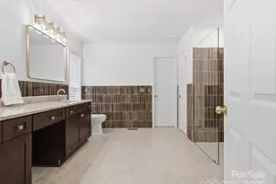 3909 Brownes Ferry Rd, Charlotte, NC 28269 - Photo 17