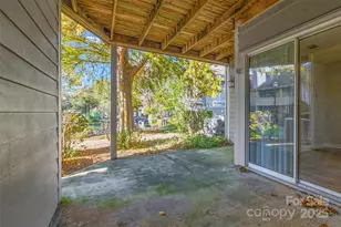 2545 Stockbridge Dr, Charlotte, NC 28210 - Photo 23