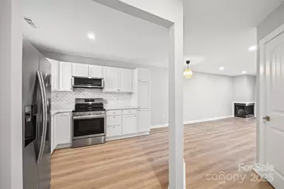 2545 Stockbridge Drive, Charlotte, NC 28210 - Photo 5