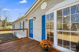 398 Dogwood Dr, Bakersville, NC 28705 - Photo 3