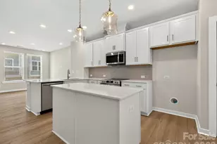 1539 Lithium Ln, Charlotte, NC 28211 - Photo 3