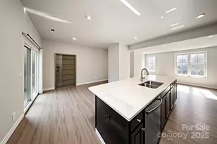 2550 Grantham Pl, Fort Mill, SC 29715 - Photo 5