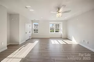 2550 Grantham Pl, Fort Mill, SC 29715 - Photo 7