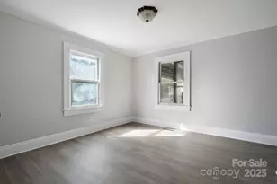 204 22nd Ave NE, Hickory, NC 28601 - Photo 9