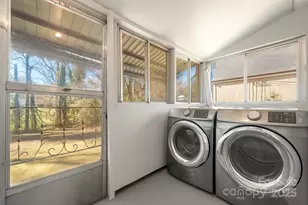 204 22nd Ave NE, Hickory, NC 28601 - Photo 15