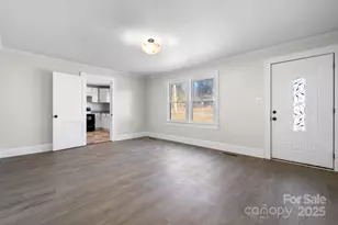 204 22nd Ave NE, Hickory, NC 28601 - Photo 7