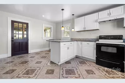 204 22nd Avenue NE, Hickory, NC 28601 - Photo 5