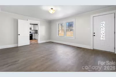 204 22nd Avenue NE, Hickory, NC 28601 - Photo 7