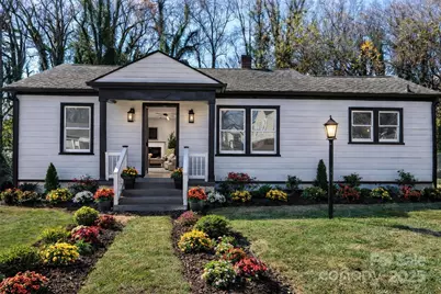204 22nd Avenue NE, Hickory, NC 28601 - Photo 1