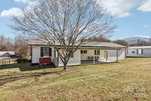 100 Hyatt St, Waynesville, NC 28786 - Photo 33