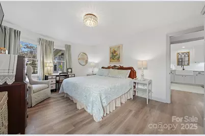 1042 1st Street NE, Hickory, NC 28601 - Photo 21