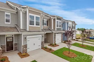 354 Creekview Rd, Hendersonville, NC 28792 - Photo 3